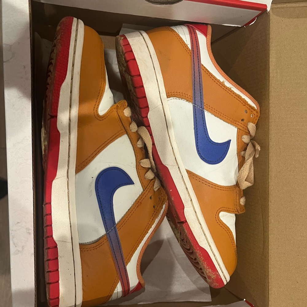 Nike low dunks